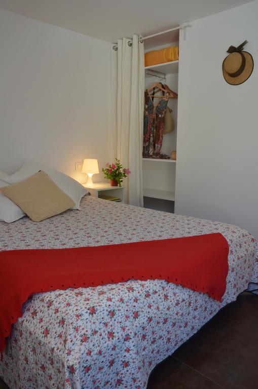 Apartment Rovellada Platja Колера Стая снимка